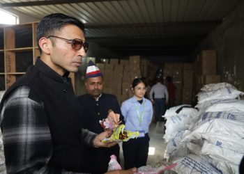 सविन बंसल का सेंट्रल गोदाम में औचक निरीक्षण – आंगनबाड़ी सामग्री की गुणवत्ता पर सख्त कार्रवाई