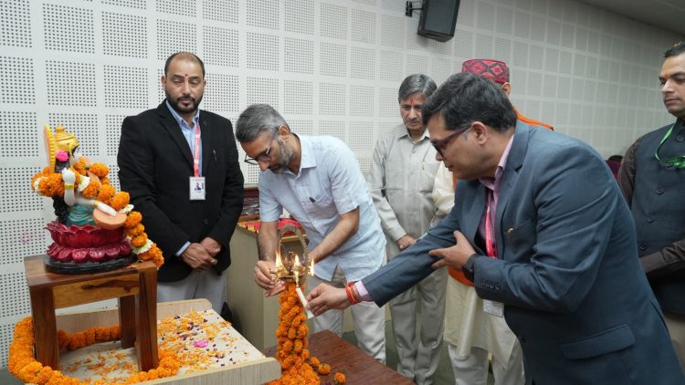 एसजीआरआर विश्वविद्यालय में अंतरराष्ट्रीय योग सम्मेलन: वैश्विक विशेषज्ञों ने साझा किए अनुभव, लाइफस्टाइल बीमारियों पर खास फोकस