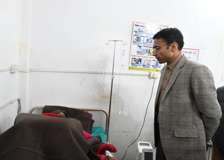 Breaking: 34 स्टाफ की तैनाती से बदली अस्पतालों की तस्वीर