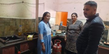 LPG Gas Black Marketing पर देहरादून प्रशासन की बड़ी कार्रवाई, 12 सिलेंडर जब्त
