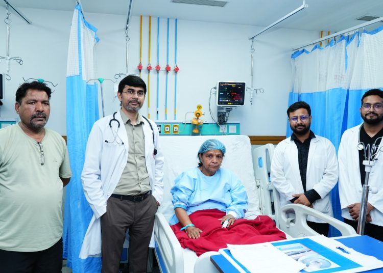 श्री महंत इन्दिरेश अस्पताल में पहली बार कूल्ड RFA से घुटने का सफल इलाज