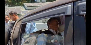 नैनीताल में सनसनी: कार में अधिवक्ता ने खुद को मारी गोली