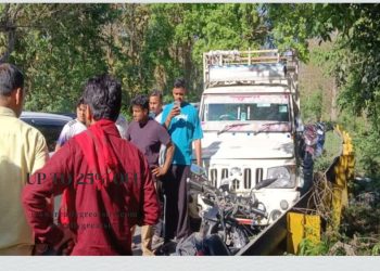 हादसा: तेज रफ्तार पिकअप ने स्कूटी को मारी टक्कर, 20 वर्षीय युवती की मौत