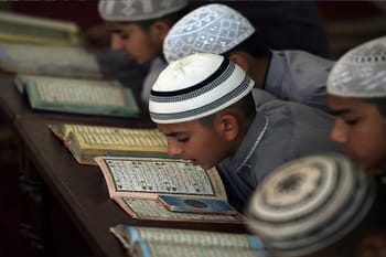 देहरादून समेत 4 जिलों में मदरसों पर बड़ा एक्शन! बाहरी राज्यों से बच्चों की एंट्री पर सरकार सख्त