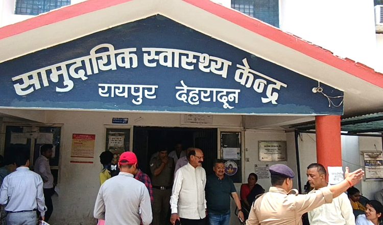 मरीजों को बाहर से दवा नहीं खरीदनी पड़े” — मंत्री सुबोध उनियाल ने डॉक्टरों को दिए सख्त निर्देश