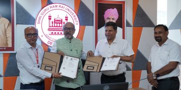 कैंसर से जंग लड़ रही विधवा मां के लिए देवदूत बना प्रशासन, बच्चों की पढ़ाई बचाने को बढ़े मदद के हाथ