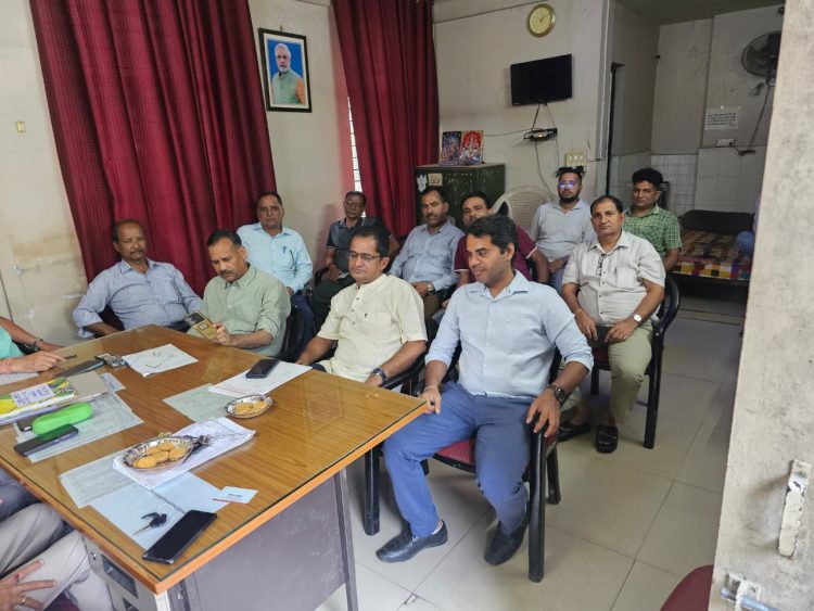 राज्य निगम कर्मचारी महासंघ की बैठक में कर्मचारियों की समस्याओं और मांगों पर हुई व्यापक चर्चा