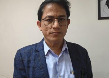 Breaking News: दून अस्पताल के उप चिकित्सा अधीक्षक डॉ. नंदन सिंह बिष्ट ने दिया इस्तीफा, स्वास्थ्य महकमे में मची हलचल