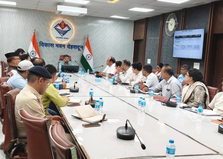 योग को जन-जन तक पहुंचाने की मुहिम तेज, सीडीओ अभिनव शाह ने दिए सख्त निर्देश