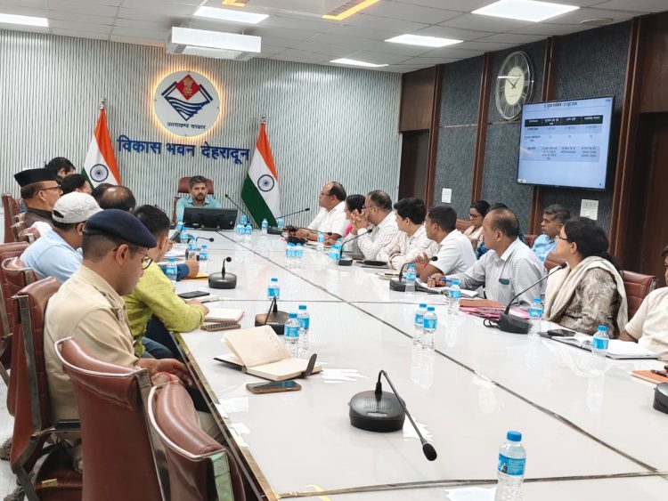 योग को जन-जन तक पहुंचाने की मुहिम तेज, सीडीओ अभिनव शाह ने दिए सख्त निर्देश