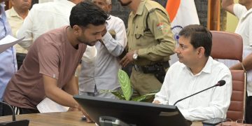 4 बीमार बच्चों को मिला मुफ्त इलाज, भू-माफियाओं और बुजुर्ग उत्पीड़न मामलों पर प्रशासन का बड़ा एक्शन