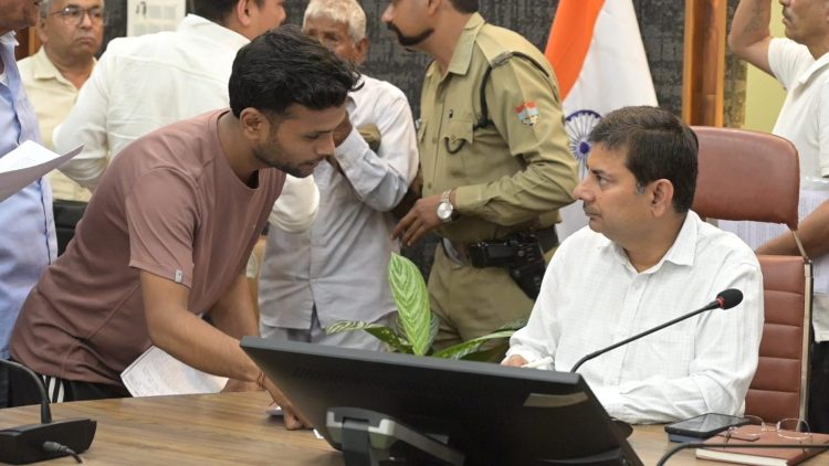 4 बीमार बच्चों को मिला मुफ्त इलाज, भू-माफियाओं और बुजुर्ग उत्पीड़न मामलों पर प्रशासन का बड़ा एक्शन