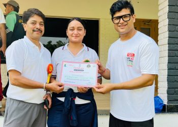 विश्व योग दिवस पर 350 छात्रों ने लिया नशामुक्त भारत का संकल्प, सीआईएमएस कॉलेज में हुआ भव्य योगाभ्यास