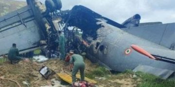 बड़ी खबर : भारतीय वायुसेना के ट्रांसपोर्ट विमान के साथ बड़ा हादसा, दुर्घटना के बाद उठे सुरक्षा पर सवाल