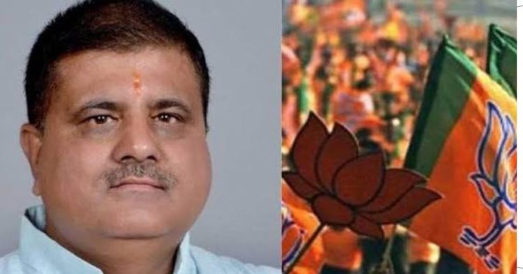 BJP Ticket 2027: सोशल मीडिया पर टिकट मांगने वालों को महेंद्र भट्ट की चेतावनी, अनुशासन तोड़ा तो होगी कड़ी कार्रवाई