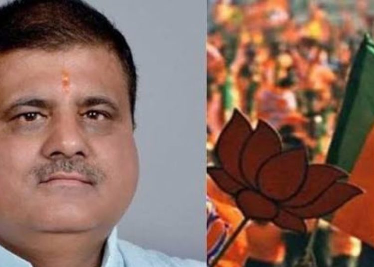 BJP Ticket 2027: सोशल मीडिया पर टिकट मांगने वालों को महेंद्र भट्ट की चेतावनी, अनुशासन तोड़ा तो होगी कड़ी कार्रवाई