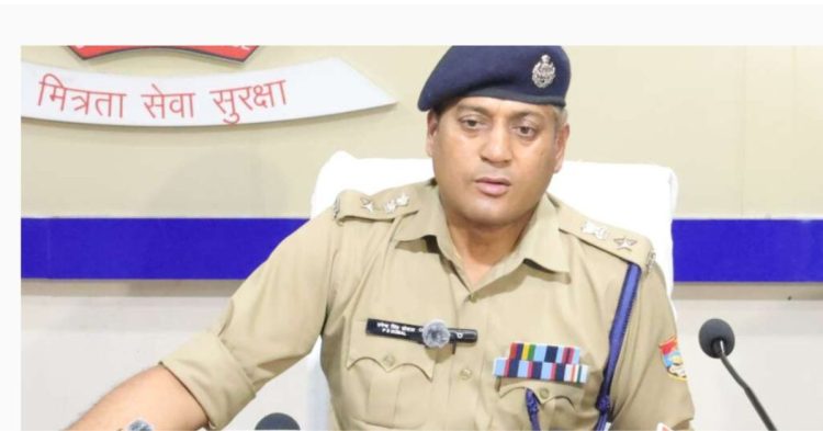 बड़ी खबर: जज के पिता से मारपीट मामले में धारा चौकी इंचार्ज लाइन हाजिर