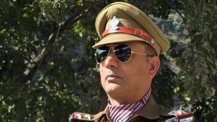खाई बनी काल! ड्यूटी से लौट रहे शिवपुरी चौकी प्रभारी की दर्दनाक मौत, पुलिस महकमे में मातम