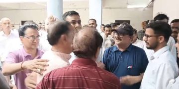20 घंटे तक बंद रही सितारगंज तहसील, आखिर क्यों झुकी व्यवस्था? दोनों आरोपी रिहा