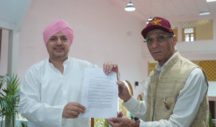 श्रीमहंत देवेन्द्र दास जी महाराज ने किया ‘आखर’ शब्दकोश ऐप का लोकार्पण, गढ़वाली-कुमाऊँनी-जौनसारी भाषा को मिलेगा डिजिटल मंच