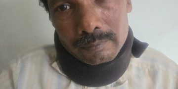 समाधान दिवस में बदली दिव्यांग की किस्मत! डीएम के एक आदेश से मिली पेंशन, बैंक खाता और व्हीलचेयर