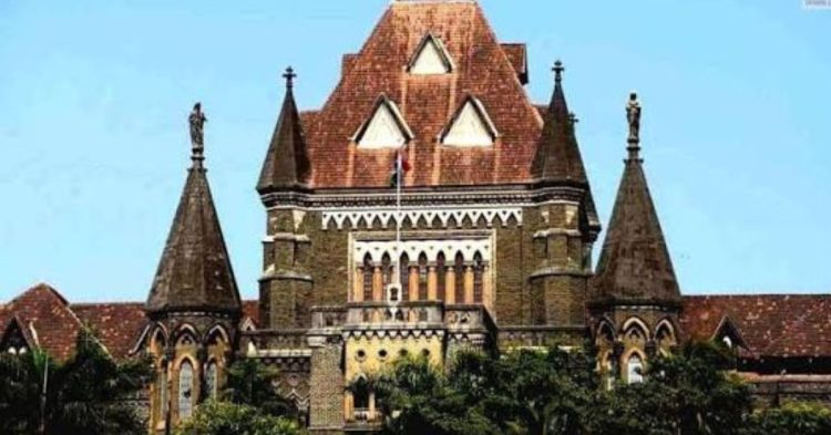 Bombay High Court Verdict: हेलमेट नहीं पहनेंगे पगड़ीधारी सिख, हाईकोर्ट ने याचिका की खारिज