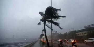अगले 8 घंटे बेहद भारी! 13 राज्यों में बारिश, आंधी और वज्रपात का रेड अलर्ट