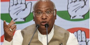 JPSC-JSSC विवाद पर घिरी सरकार! छात्रों के आंदोलन पर खड़गे ने पूछा- कार्रवाई का आदेश किसने दिया?