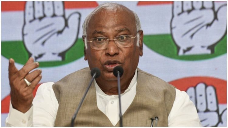 JPSC-JSSC विवाद पर घिरी सरकार! छात्रों के आंदोलन पर खड़गे ने पूछा- कार्रवाई का आदेश किसने दिया?