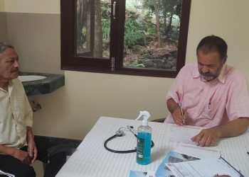 अल्मोड़ा में स्वास्थ्य सेवा की अनूठी पहल, निःशुल्क स्वास्थ्य, योग एवं ध्यान शिविर में 36 लोगों ने उठाया लाभ