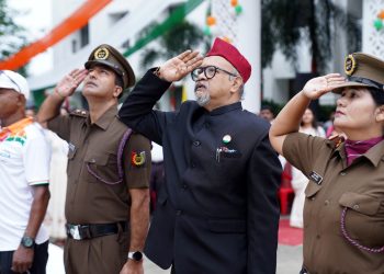 देशभक्ति के रंग में रंगा SGRR University, NCC के जोशीले मार्च पास्ट ने जीता दिल
