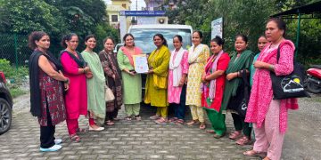 रायपुर के 16 गांवों की बदलेगी तस्वीर! पर्यावरण सखियों को मिला कचरा संग्रहण वाहन