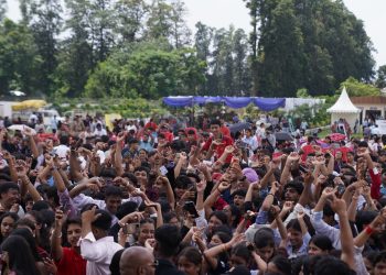 SGRRU में नवप्रवेशी छात्र-छात्राओं का भव्य दीक्षारंभ, रेन डांस और DJ बीट्स ने बांधा समां