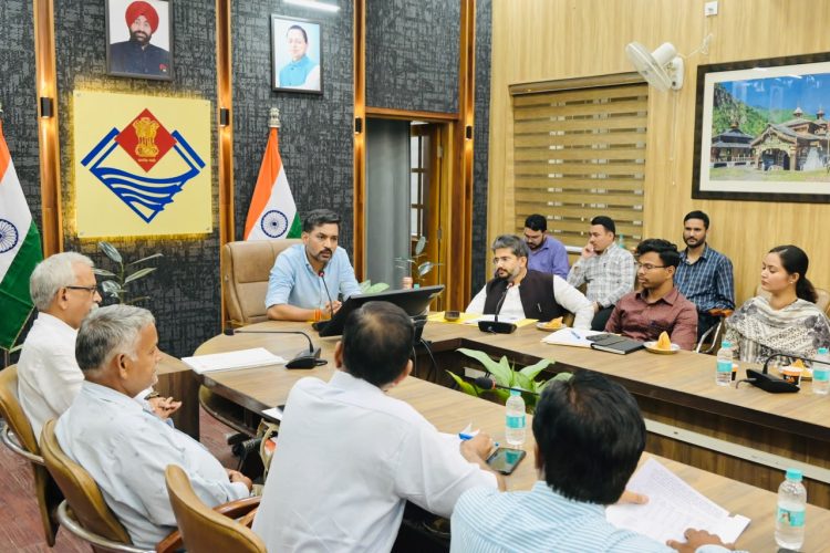 एक नाम, दो राज्यों की वोटर लिस्ट! 96 हजार से ज्यादा मतदाताओं पर प्रशासन की नजर