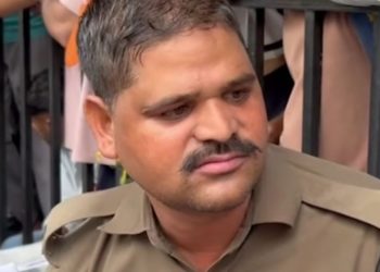 बड़ी खबर : वर्दी में मंच पर भाषण पड़ा भारी, उत्तराखंड पुलिस के कॉन्स्टेबल शेर सिंह बर्खास्त