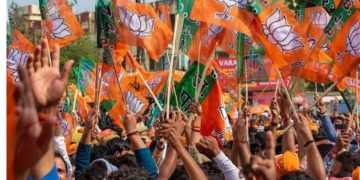उत्तराखंड भाजपा में मचा घमासान! 32 विधायकों की रिपोर्ट पहुंची दिल्ली, किसका कटेगा टिकट?