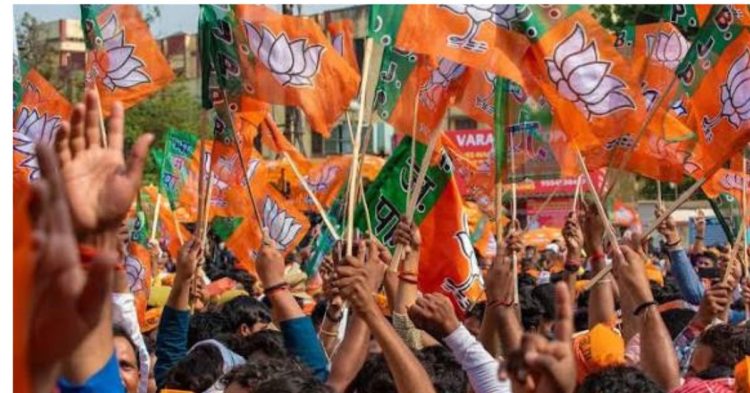 उत्तराखंड भाजपा में मचा घमासान! 32 विधायकों की रिपोर्ट पहुंची दिल्ली, किसका कटेगा टिकट?