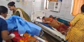 अशोकधाम मंदिर में अचानक मची भगदड़! 7 महिलाओं की मौत, कई घायल