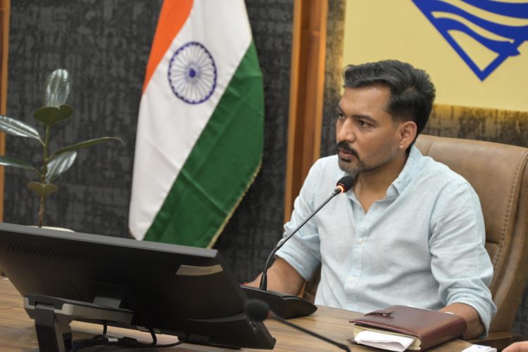 60 पार बुजुर्गों के लिए बड़ी खबर, सितंबर में मिलेगा पेंशन का मौका!