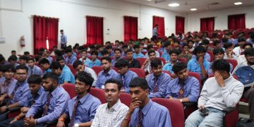 श्री महंत इन्दिरेश अस्पताल के विशेषज्ञ चिकित्सकों ने छात्रों की स्वास्थ्य संबंधी जिज्ञासाओं का किया समाधान