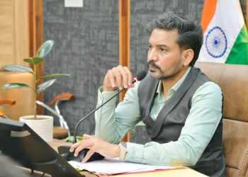 1 अक्टूबर से खनन सत्र शुरू, अवैध खनन पर डीएम का शिकंजा; क्रशरों में धर्मकांटा, 1000 पौधे अनिवार्य