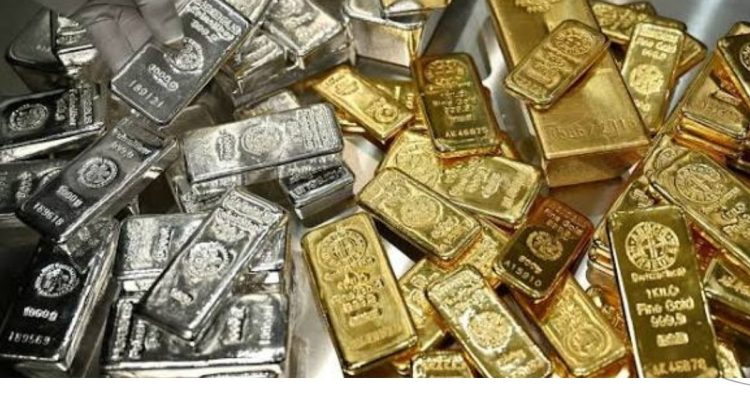 MCX Market Update: सोना-चांदी में हलचल, नेचुरल गैस 1.77% उछली; जानिए गोल्ड, सिल्वर और मेटल्स के ताजा भाव