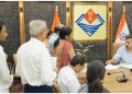 किसी की जमीन बिकी, कहीं जर्जर भवन में 90 किराएदार! समाधान दिवस में डीएम के सामने खुला शिकायतों का पिटारा