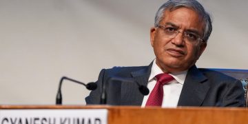 SIR पर चुनाव आयोग का सुप्रीम कोर्ट में हलफनामा, ज्ञानेश कुमार पर लगे आरोपों को किया खारिज