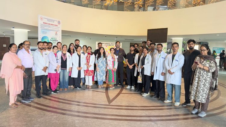 मन की बात सुनिए, मानसिक परेशानी मत छिपाइए! विश्व मानसिक स्वास्थ्य दिवस पर इंदिरेश अस्पताल की खास पहल