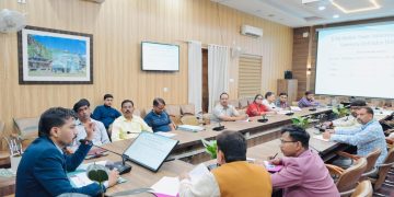 देहरादून के 170 गांवों में अब भी नेटवर्क नहीं! चुनाव से पहले 19 ‘डेड जोन’ पर DM का बड़ा एक्शन