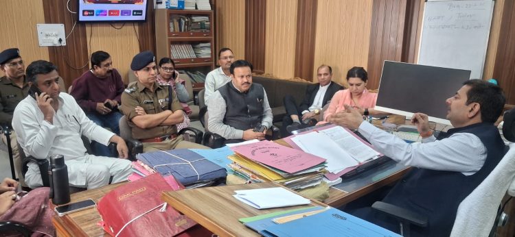 Dehradun News: पल्टन बाजार में सुबह 11 से शाम 7 बजे तक नो एंट्री, अतिक्रमण करने वालों पर चलेगा प्रशासन का डंडा