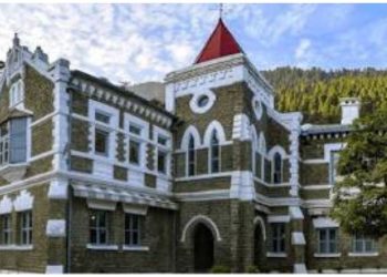 बीमारी में भी नहीं मिली राहत, ट्रांसफर के बाद अधिकारी की मौत पर हाईकोर्ट सख्त—सरकार और DG हेल्थ को नोटिस