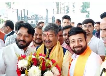 राज्यसभा के लिए दिनेश आर्य का दमदार नामांकन, धामी-भट्ट समेत BJP का कुनबा रहा मौजूद; निर्विरोध चुनाव की उम्मीद